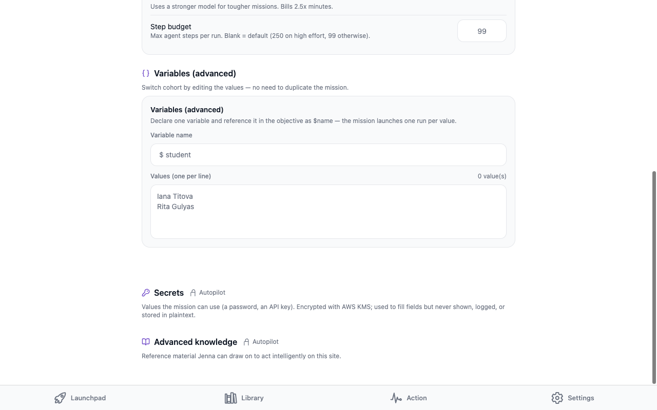 Suite des réglages de mission : Variables avec Save variable, Secrets et Advanced knowledge marqués Autopilot